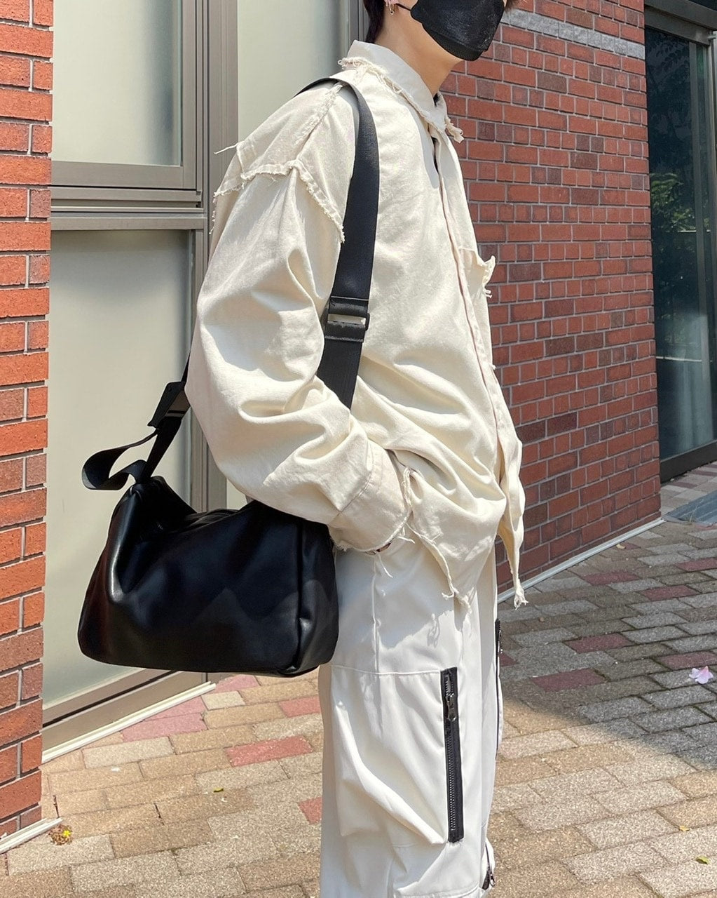 受注制【Chikashitsu +】leather shoulder bag (2color)