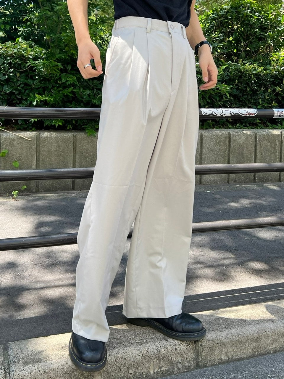 受注制【Chikashitsu +】wide tuck slacks (3color)