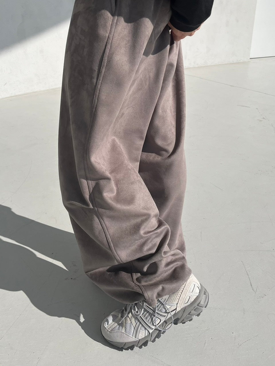 受注制【youll】tuck suede jogger pants (2color)