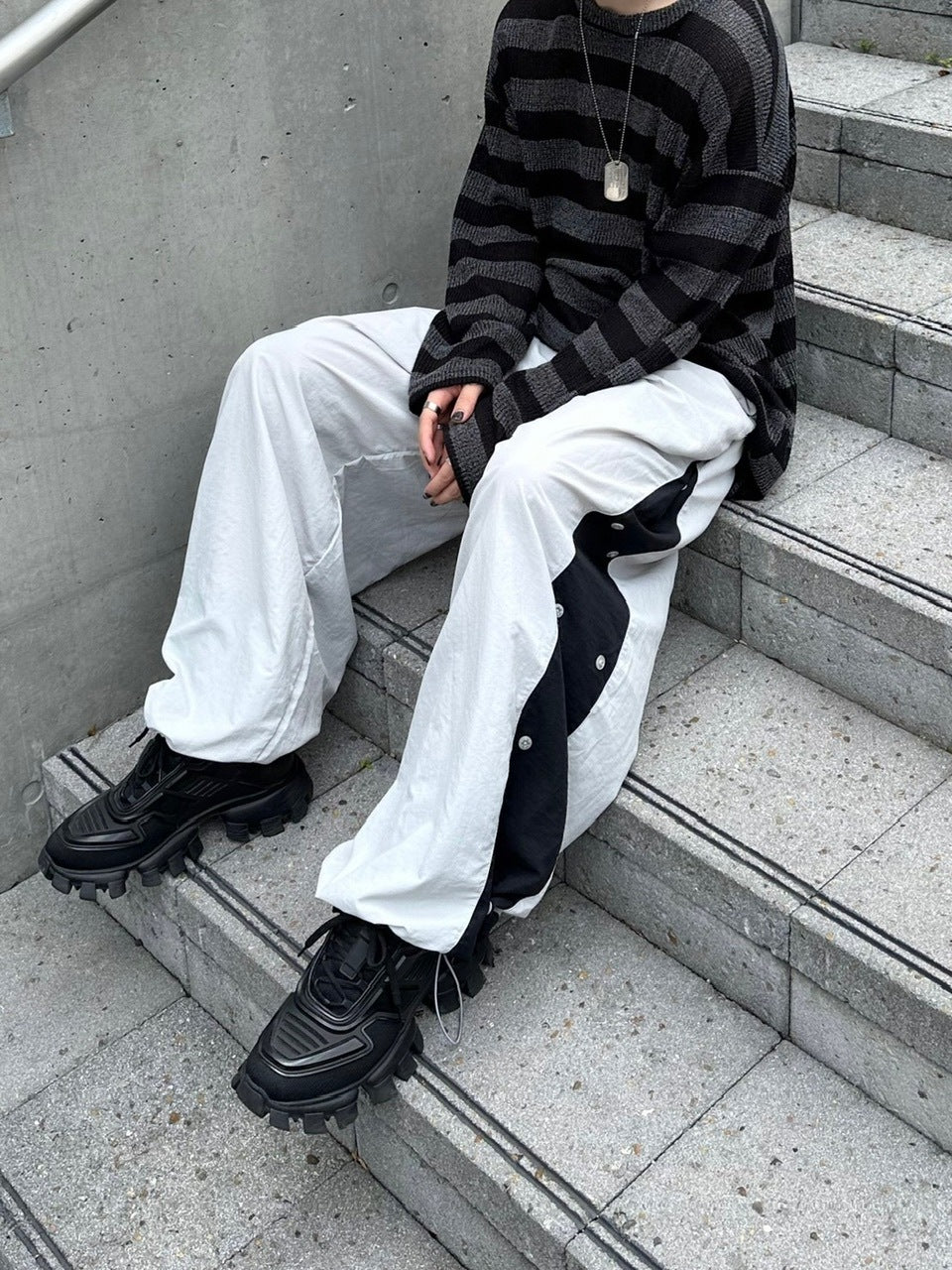 大阪店WEB限定受注制【Chikashitsu +】snap nylon ballon pants (2color)