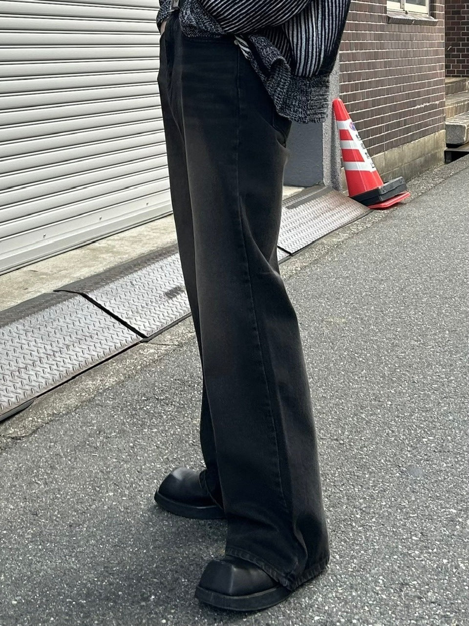 【Chikashitsu +】vintage wash bootscut denim pants (2color)