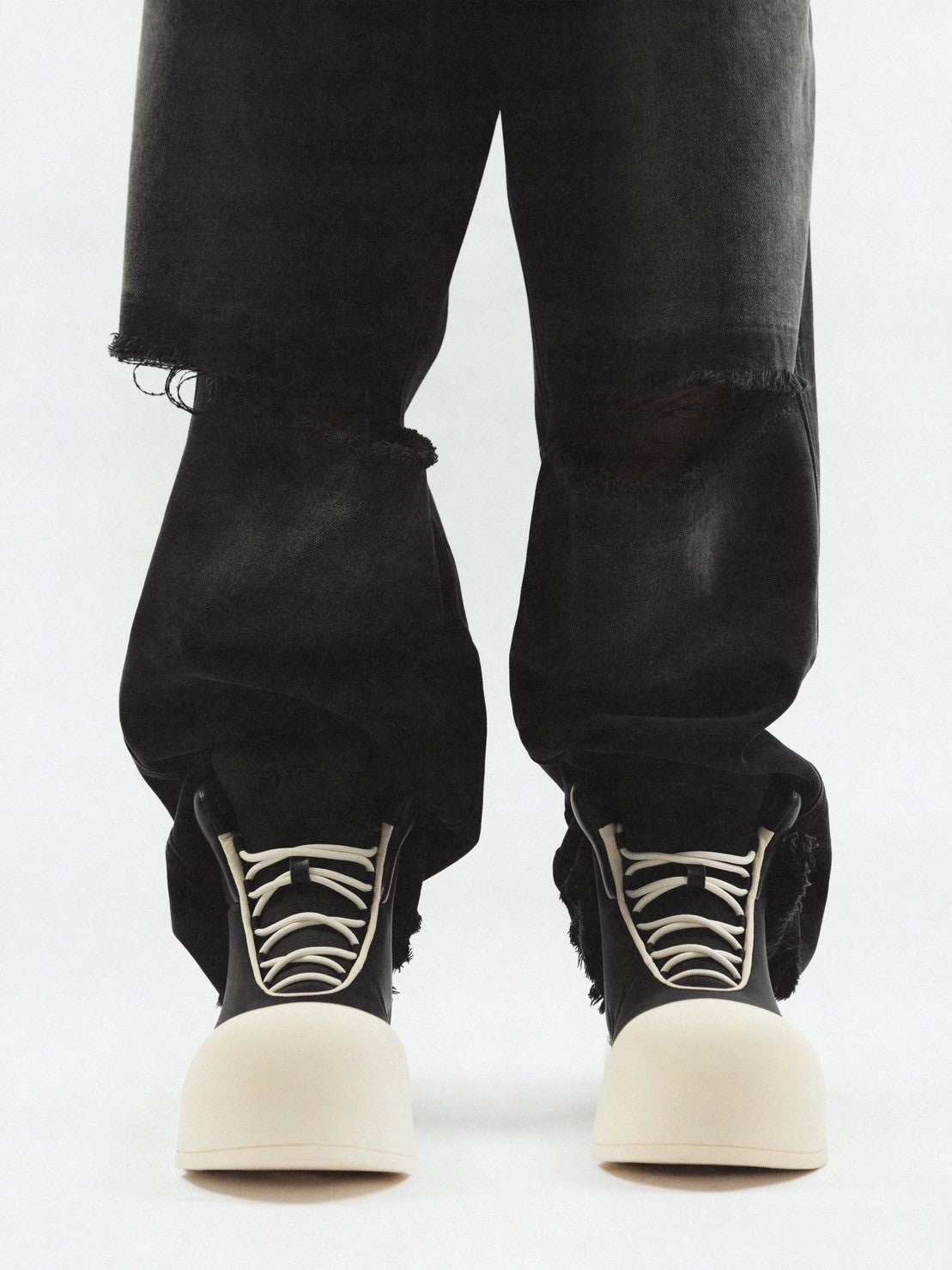 【F.V.V.O】THICK SOLED HIGH TOP BOOTS / 【フリーワールドオーダー(エフヴィーヴィーオー)】スニーカーライクミドルブーツ