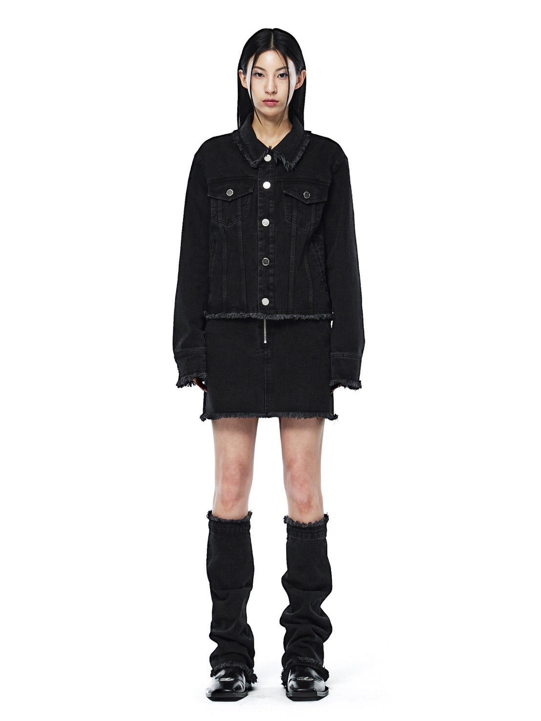 【MORE THAN BLACK】CUT OFF DENIM SKIRT