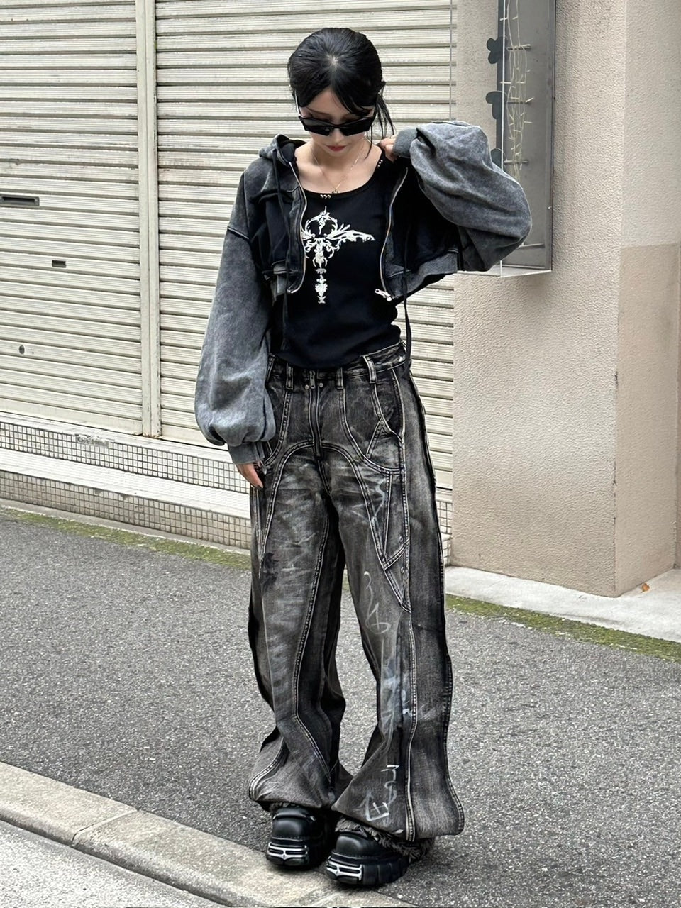 【Never mind the XU】washed crop zipup hoodie