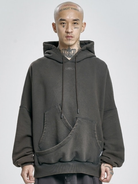 【AJOBYAJO】Curve Pocket Washed Hoodie