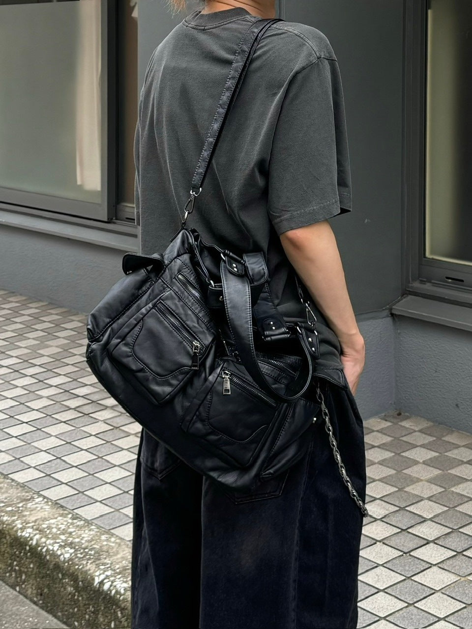 大阪店WEB限定【Chikashitsu +】leather pocket shoulder bag 3