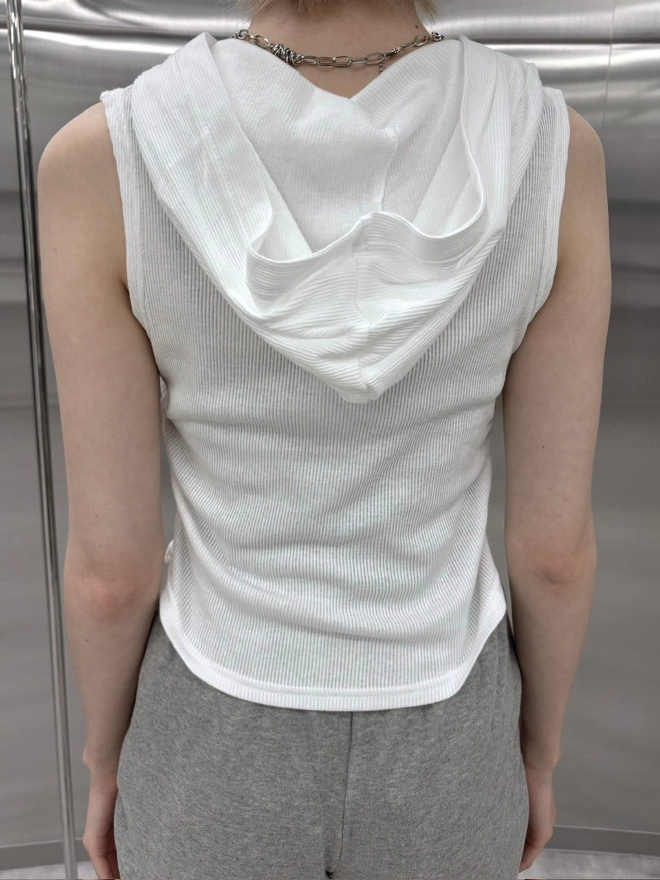 受注制【nmtc +】simple sleeveless hoodie (3color)