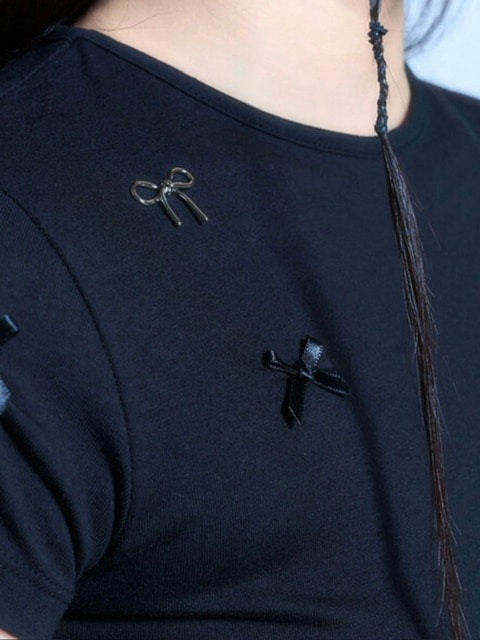 【SCHISM INDUCING】RIBBON CHARM T SHIRT