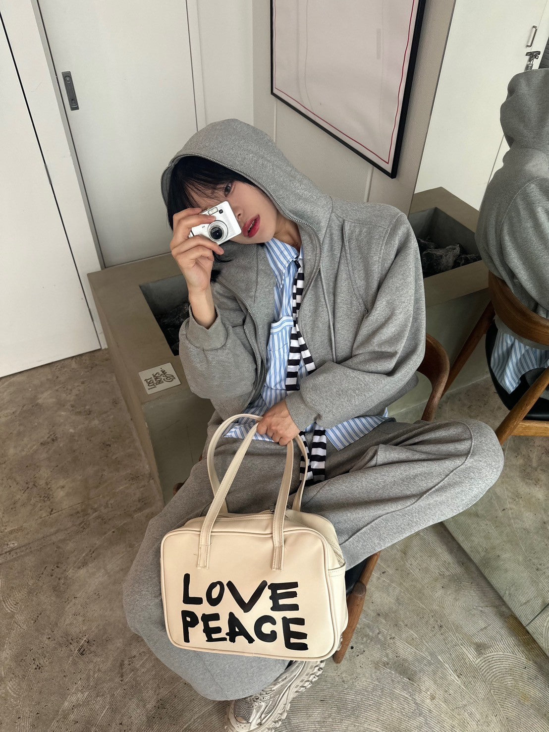 国際配送【LUV CODE】layered zip up hoodie
