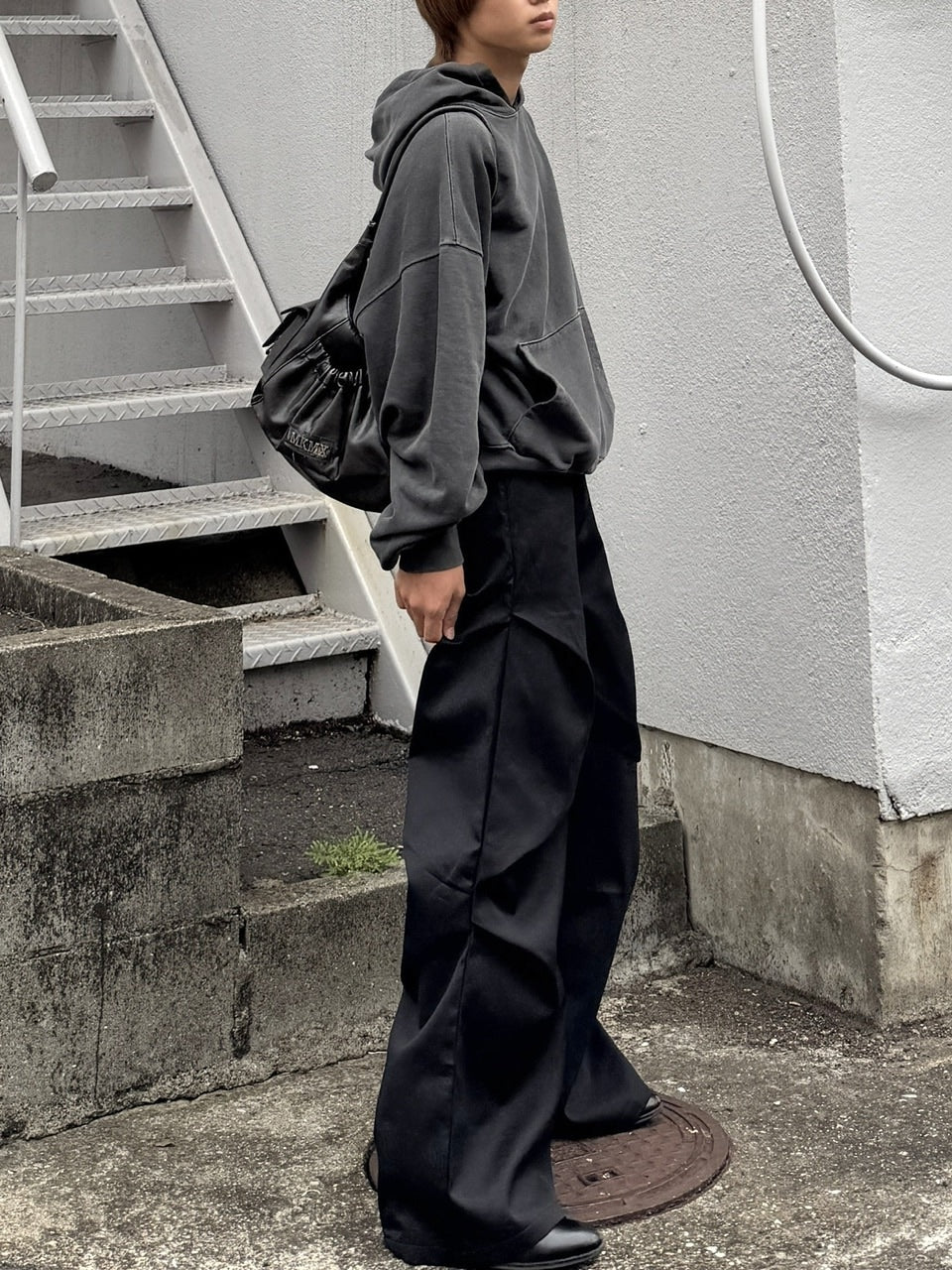 国際配送【RENOL】tuck slacks