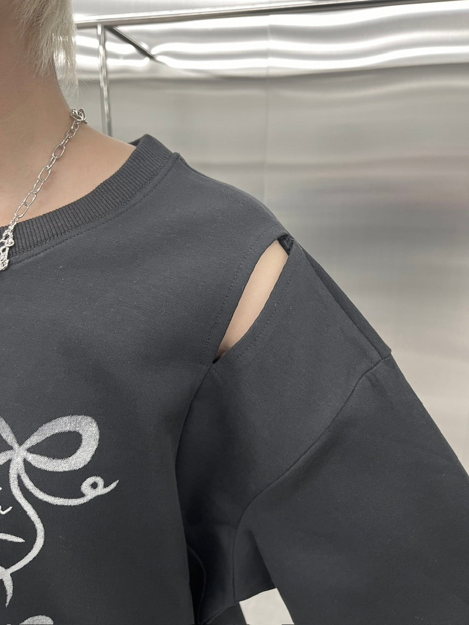 受注制【nmtc +】ribbon design sweat shirts (2color) / 【エヌエムティーシープラス】リボンデザイン長袖スウェット