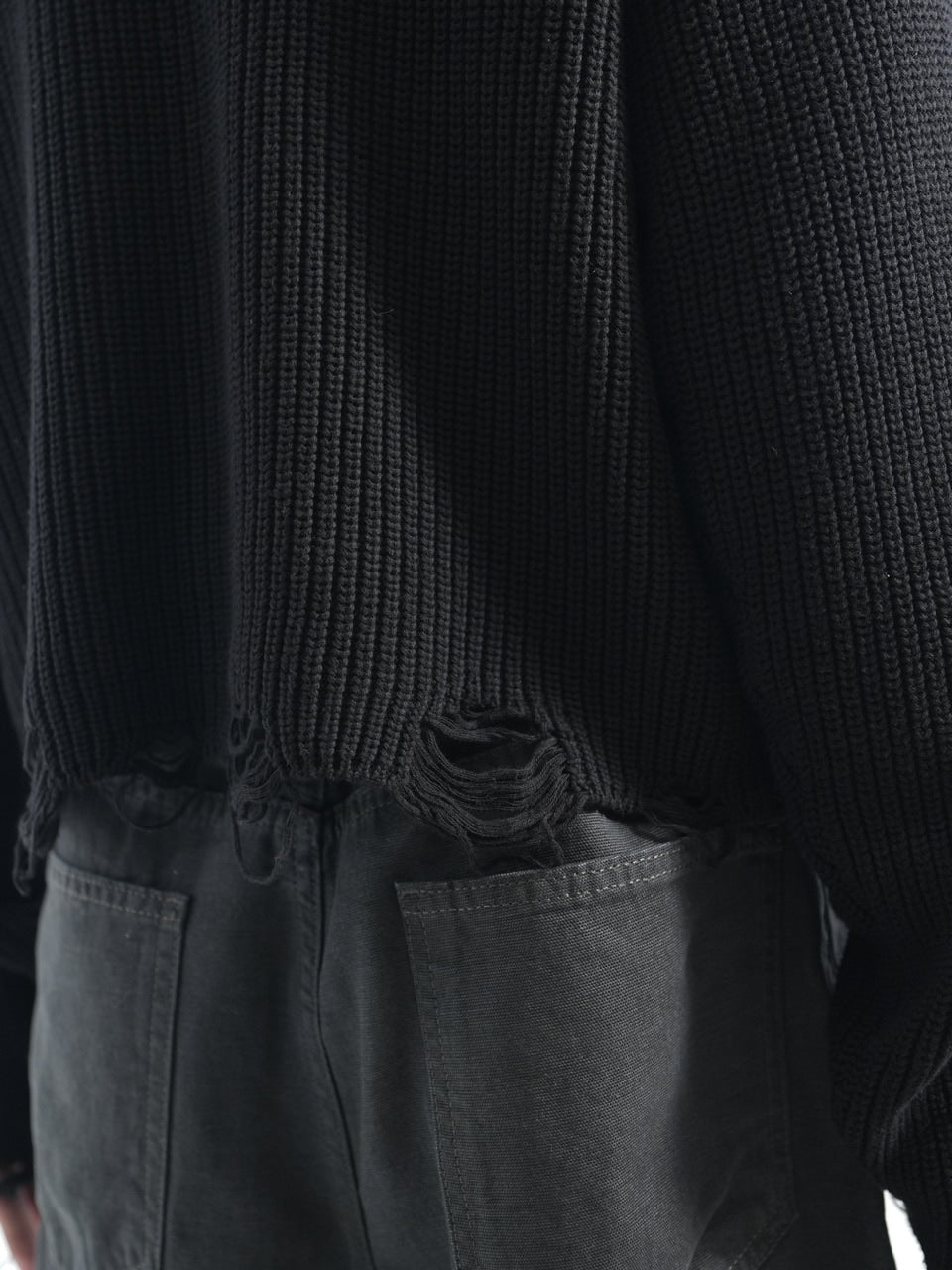 【CS】mock neck damage knit (black)