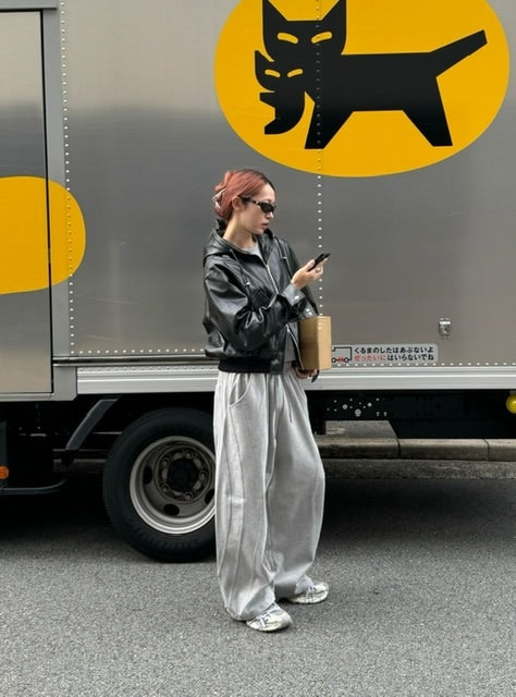 受注制【Chikashitsu +】curve stitch straight sweat pants (3color) / 【チカシツプラス】カーブスティッチストレートスウェットパンツ