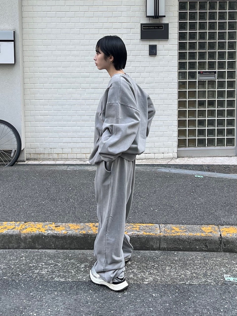 受注制【Chikashitsu +】stitch design sweat pants (3color)