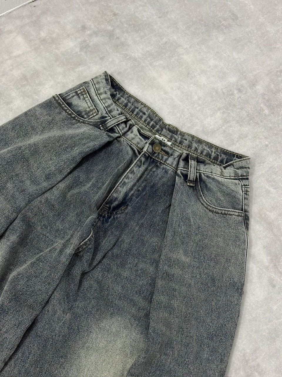 国際配送【LUV CODE】washed denim tuck wide pants