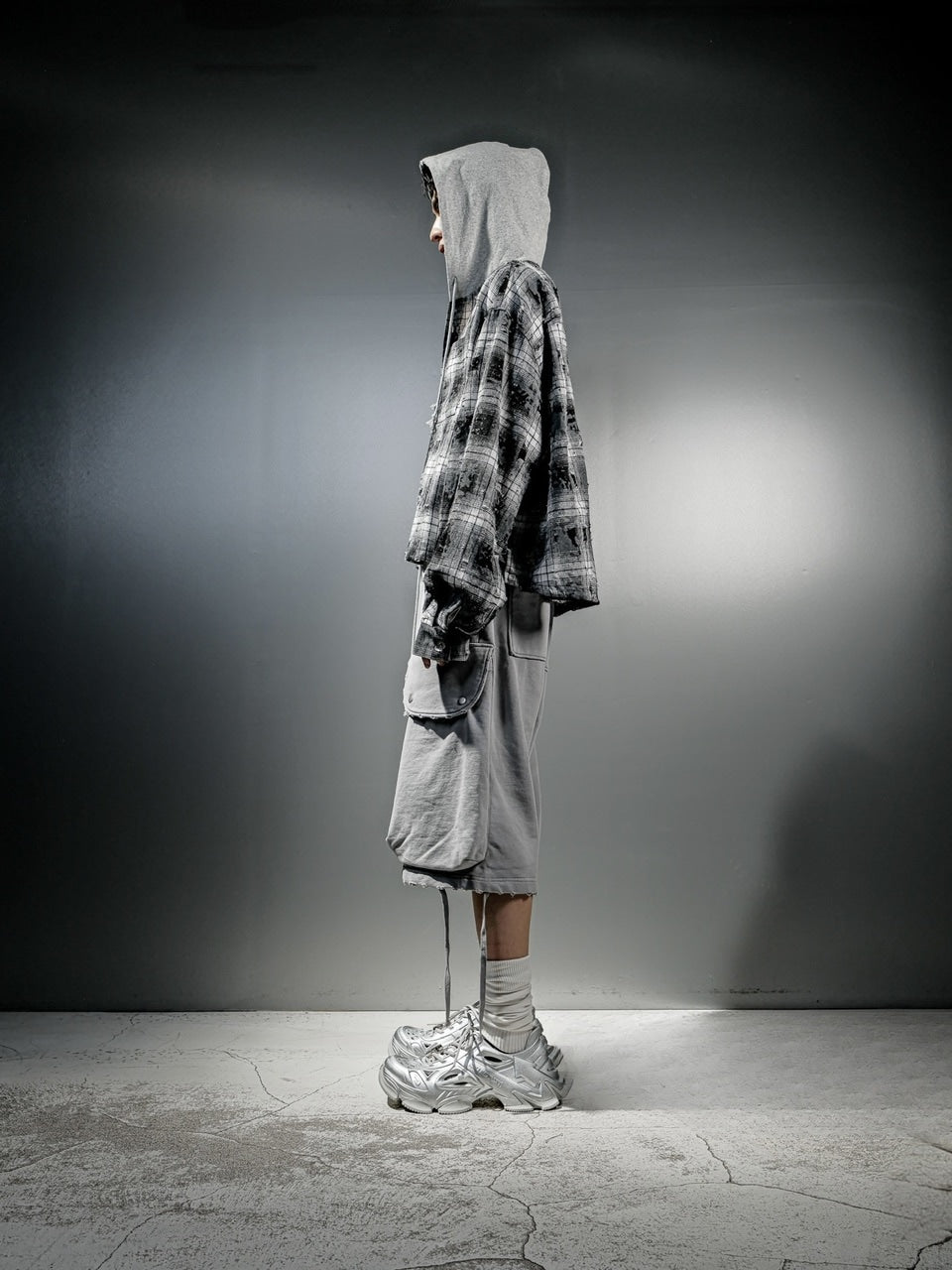 【DIG YOUR OWN GRAVE】FULL ZIP SHORTS