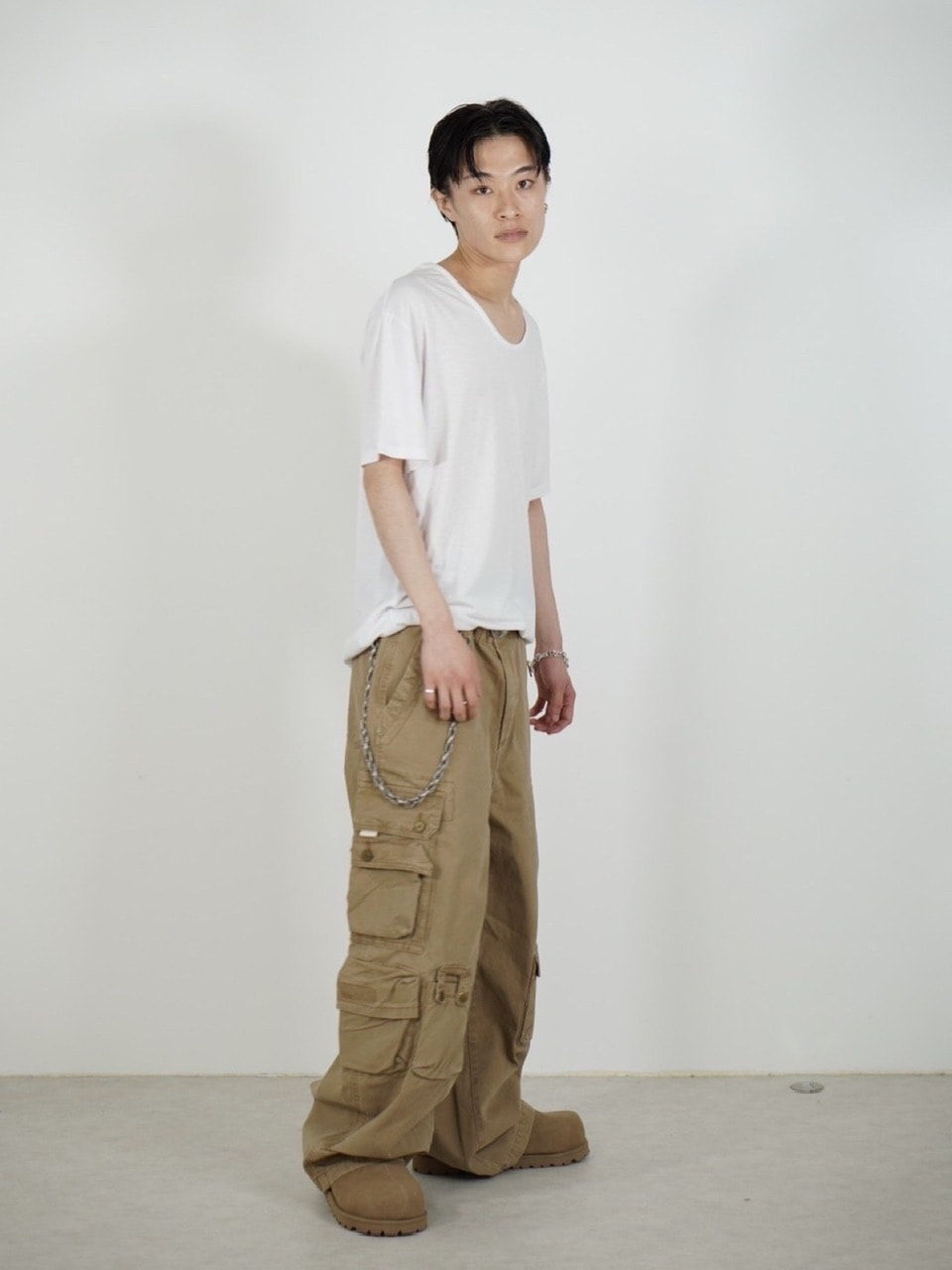 大阪店WEB限定受注制【Chikashitsu +】multi pocket cargo pants (2color)