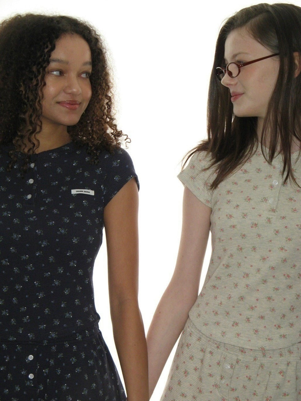 【CRANK】FLOWER HENLEY NECK TOP