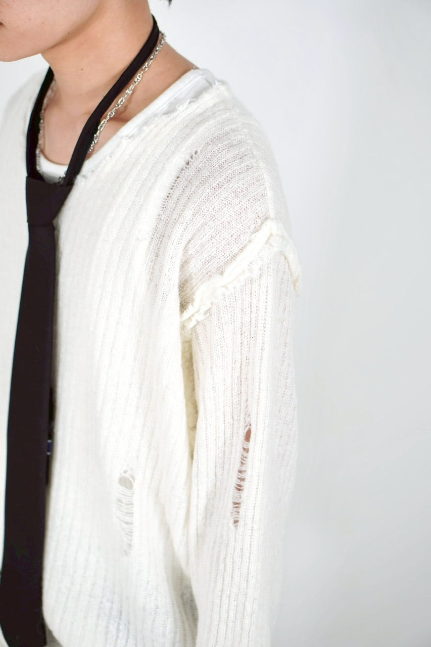 【Chikashitsu +】damage reverse v neck knit (3color) / 【チカシツプラス】リバースVネックダメージニット