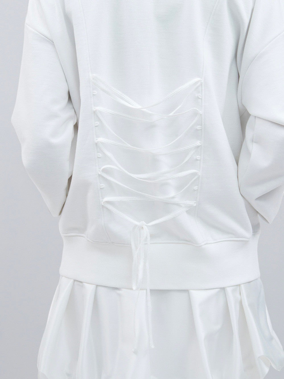 【TUOMIO】LACE UP HOOD ZIP-UP