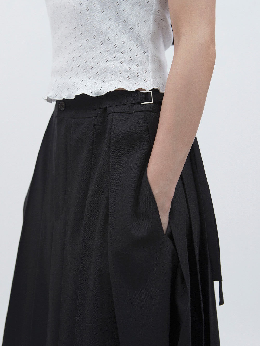 【TUOMIO】MIDI PLEATS RIBBON CULOTTES