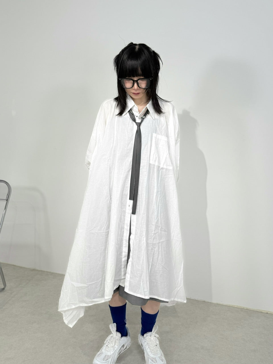 国際配送【Nerd out XU】asymmetry long shirt