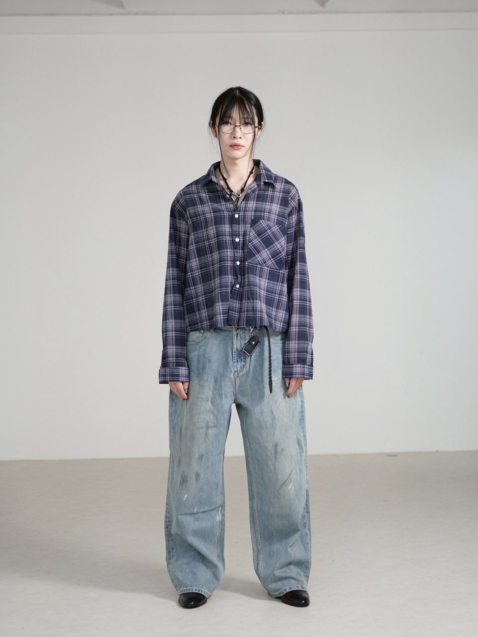 【Chikashitsu +】dirty wash semi wide denim (2color) / 【チカシツプラス】ダーティーウォッシングセミワイドデニムパンツ