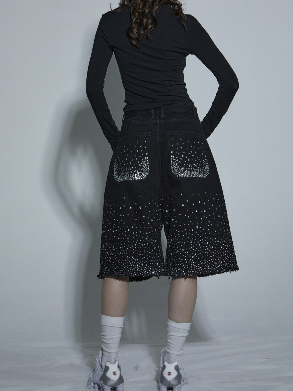 【GATELESS】RHINESTONE FRINGE DENIM HALF PANTS / 【ゲートレス】ラインストーンフリンジデニムハーフパンツ