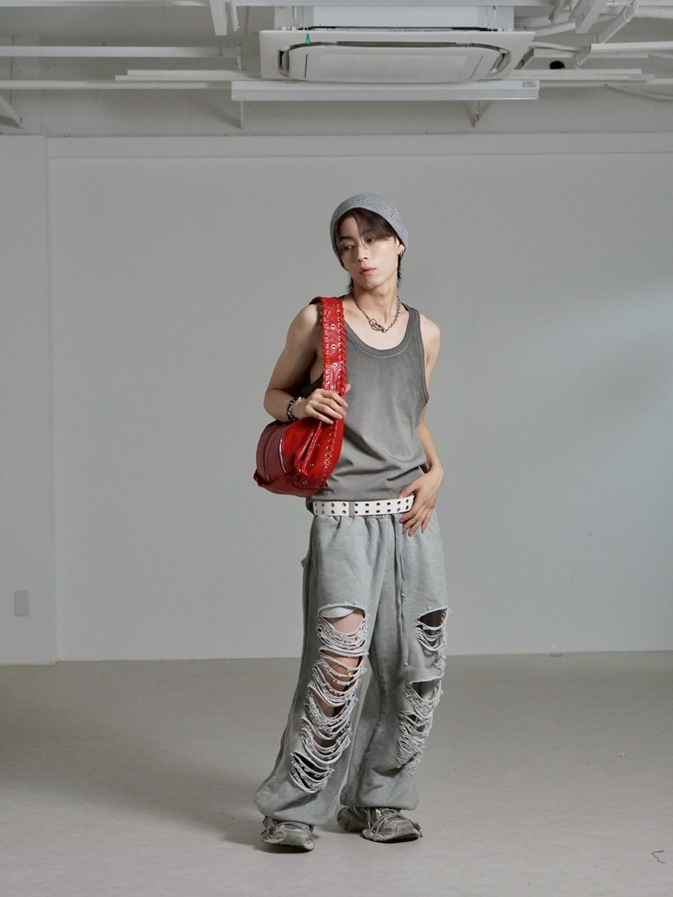 受注制【Chikashitsu +】oiled wash damage sweat pants / 【チカシツプラス】オイルドウォッシュダメージスウェットパンツ (2color)