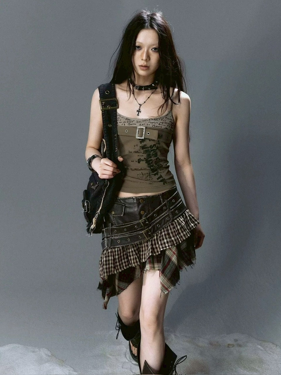 【Cest Nous】Army Green Graffiti Camisole / 【セヌー】グラフィックベルトキャミソール