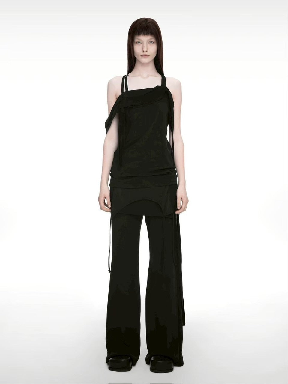 【NACHE】RAWCUT HALTER SLEEVELESS