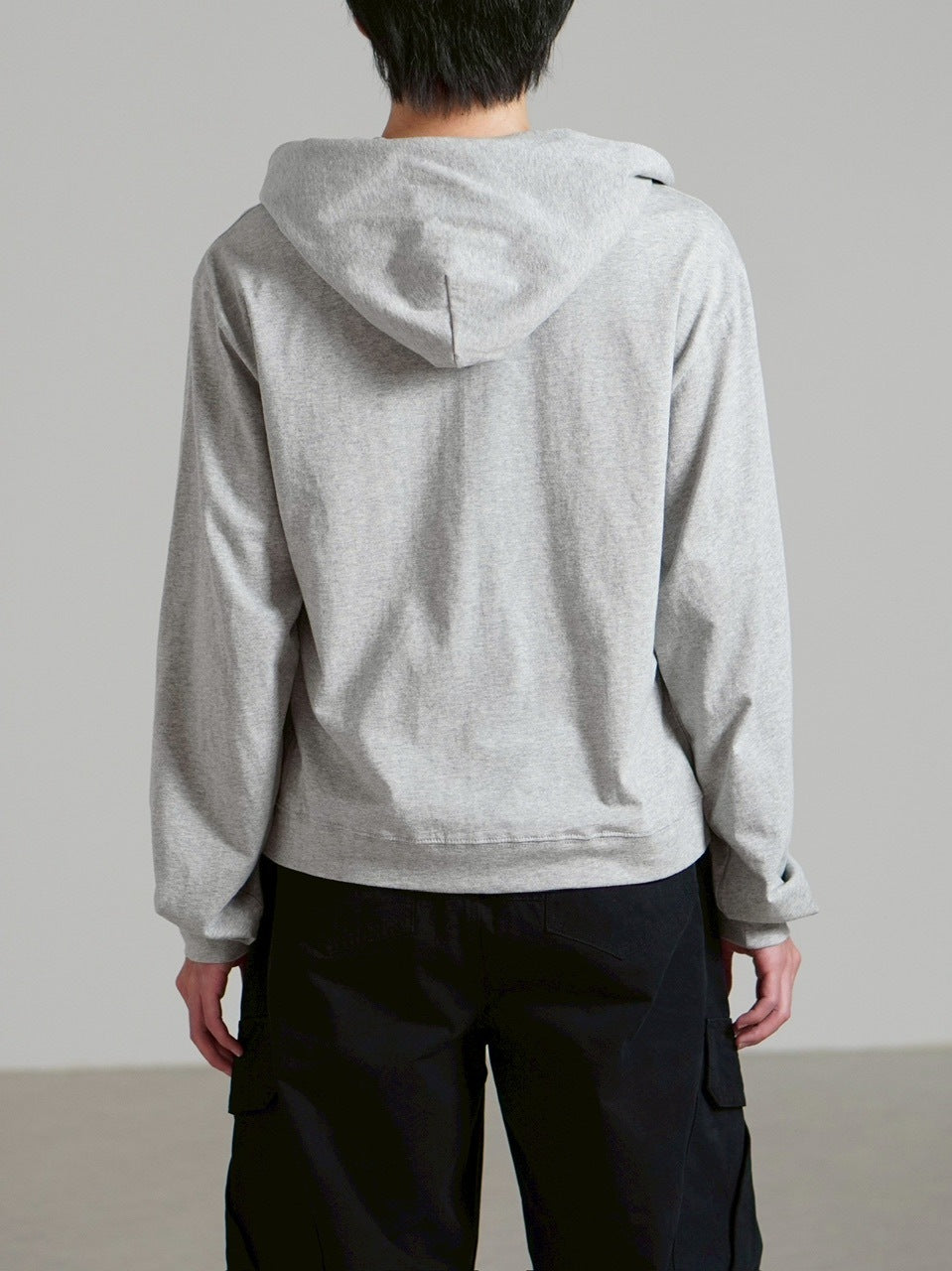 受注制【Chikashitsu +】light touch cropped hoodie / 【チカシツプラス】 ライトタッチクロップドパーカー (3color)