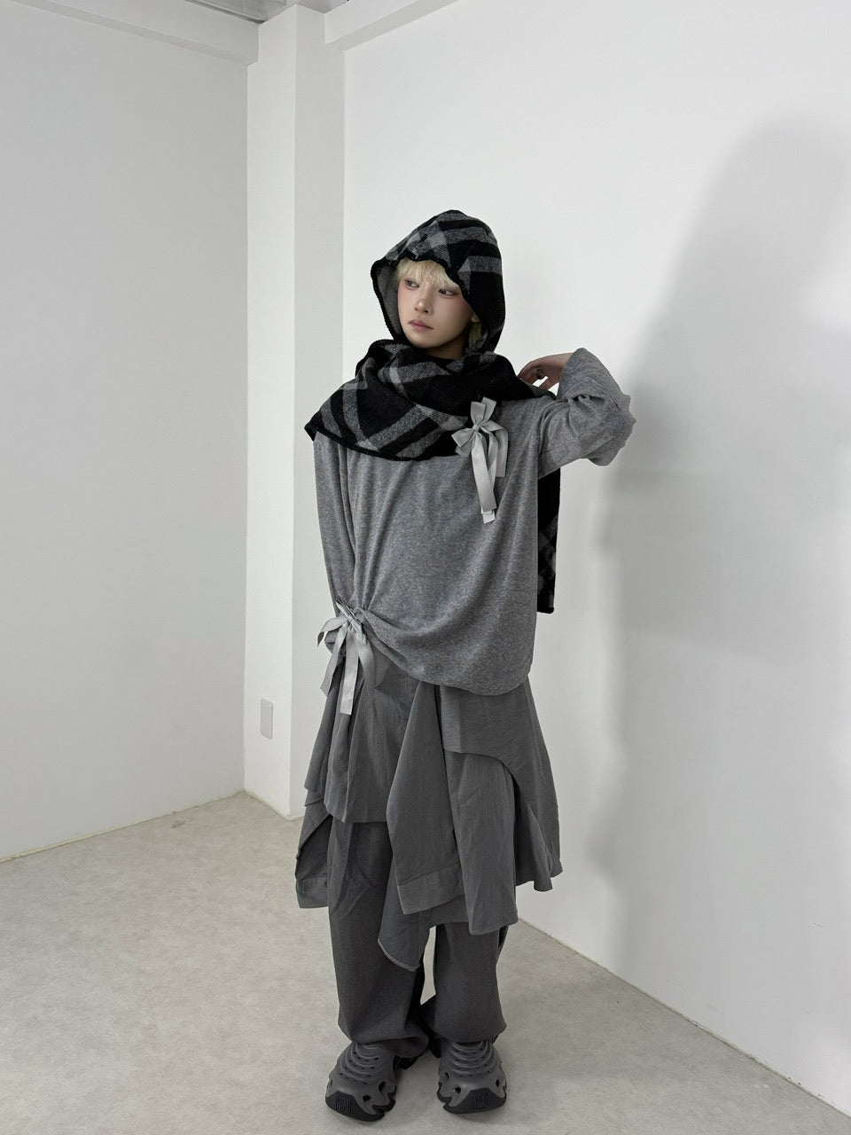 【Nerd out XU】light knit sweater (2color)