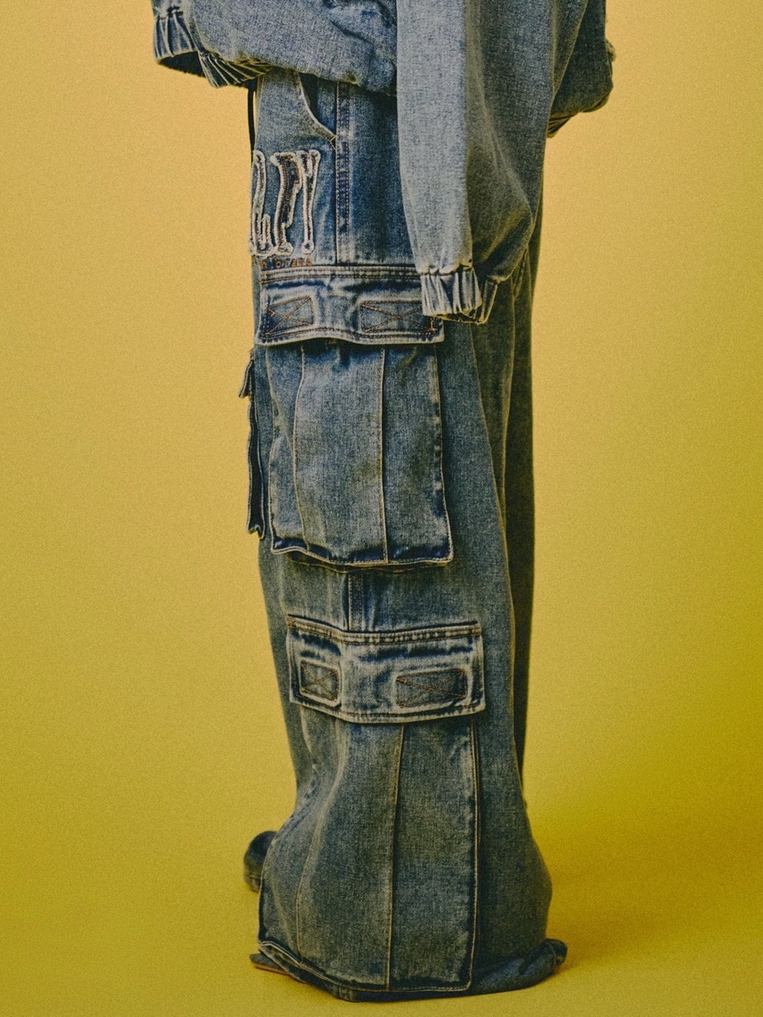 【GALFY】ぐるグニャデニムカーゴ