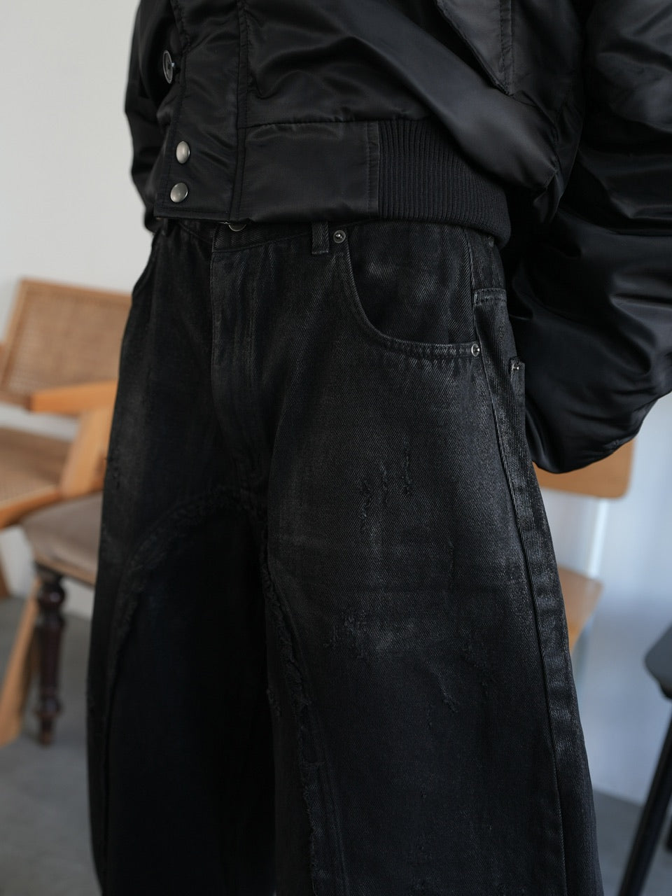 【CHIKASHITSU PLUS HIGH】Washed coating denim pants