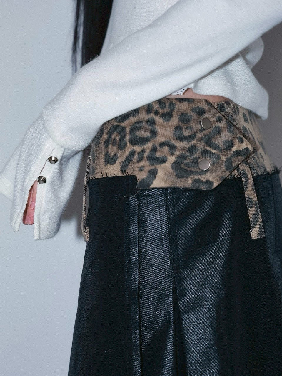 1/2 20;00発売【CHERRYQUIRI】leopard long pleats wrap sk
