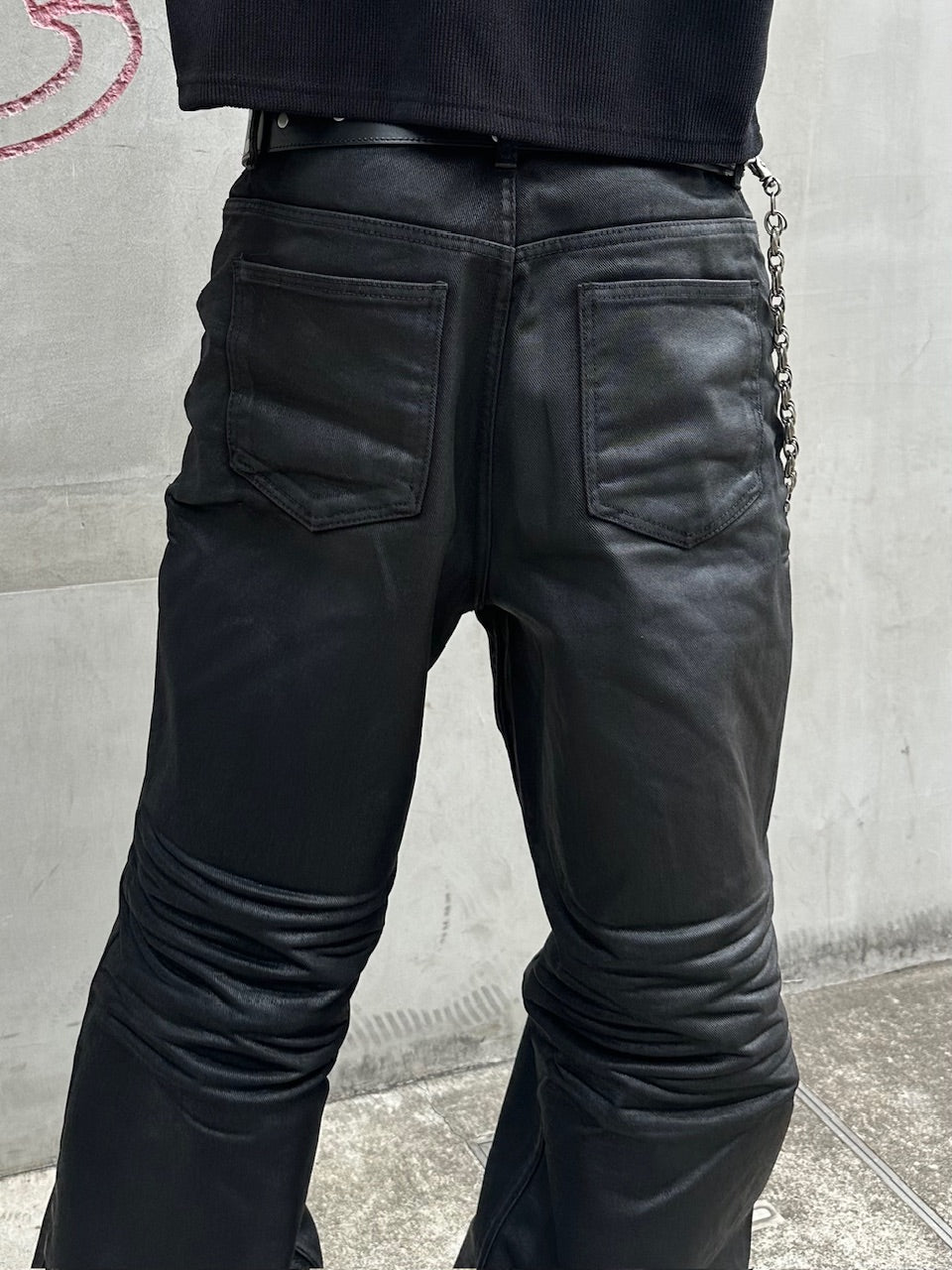 大阪店WEB限定受注制【Chikashitsu +】emboss coating denim pants
