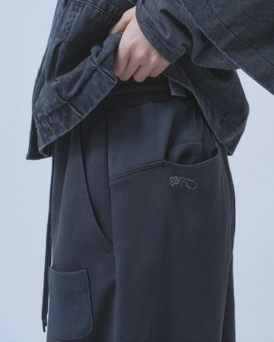 【TUOMIO】ROLL-UP BUTTON SWEATPANTS