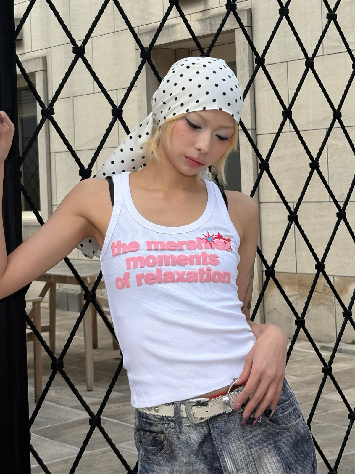 国際配送【Never mind the XU】graphic logo sleeveless (2color)