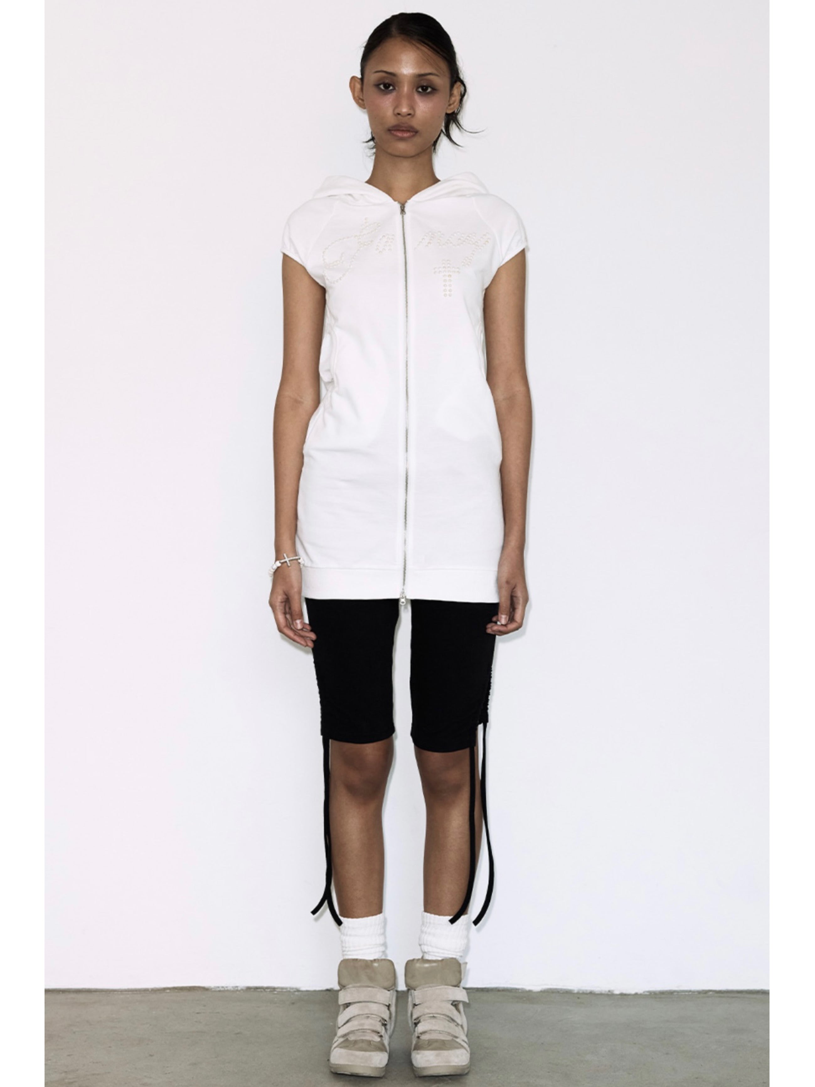 【FANCY CLUB】HOTFIX PUFF SLEEVE HOOD ONE-PIECE