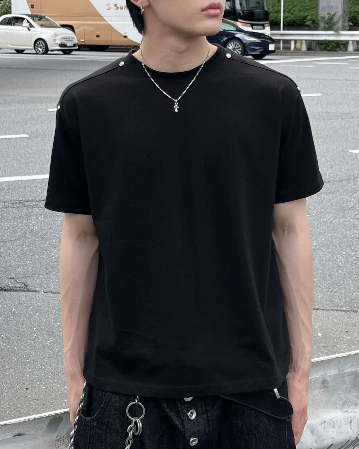 大阪店WEB限定受注制【Chikashitsu +】shoulder rivet t-shirt (3color)