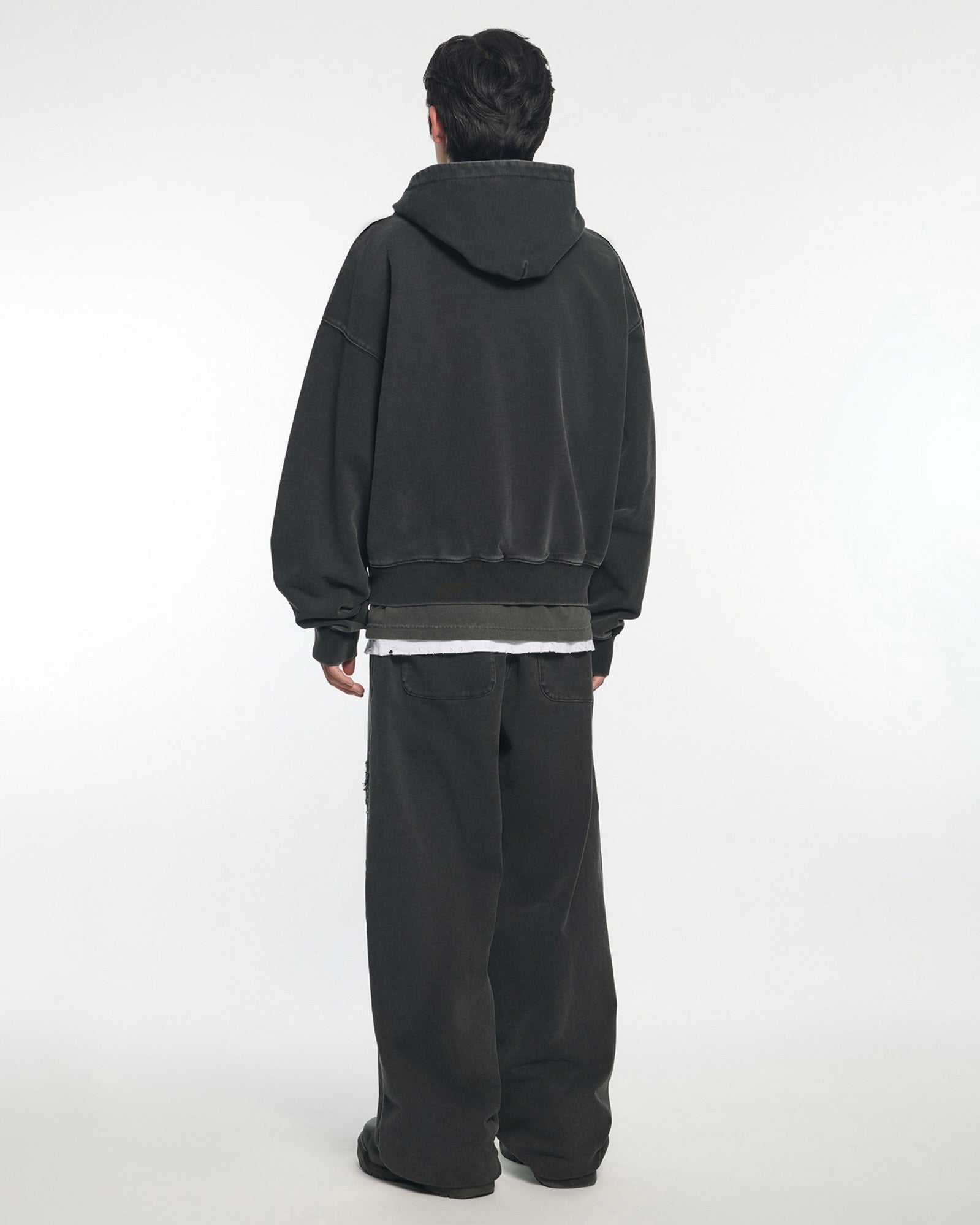 【NOMANUAL】APPLIQUE HOODED ZIP-UP
