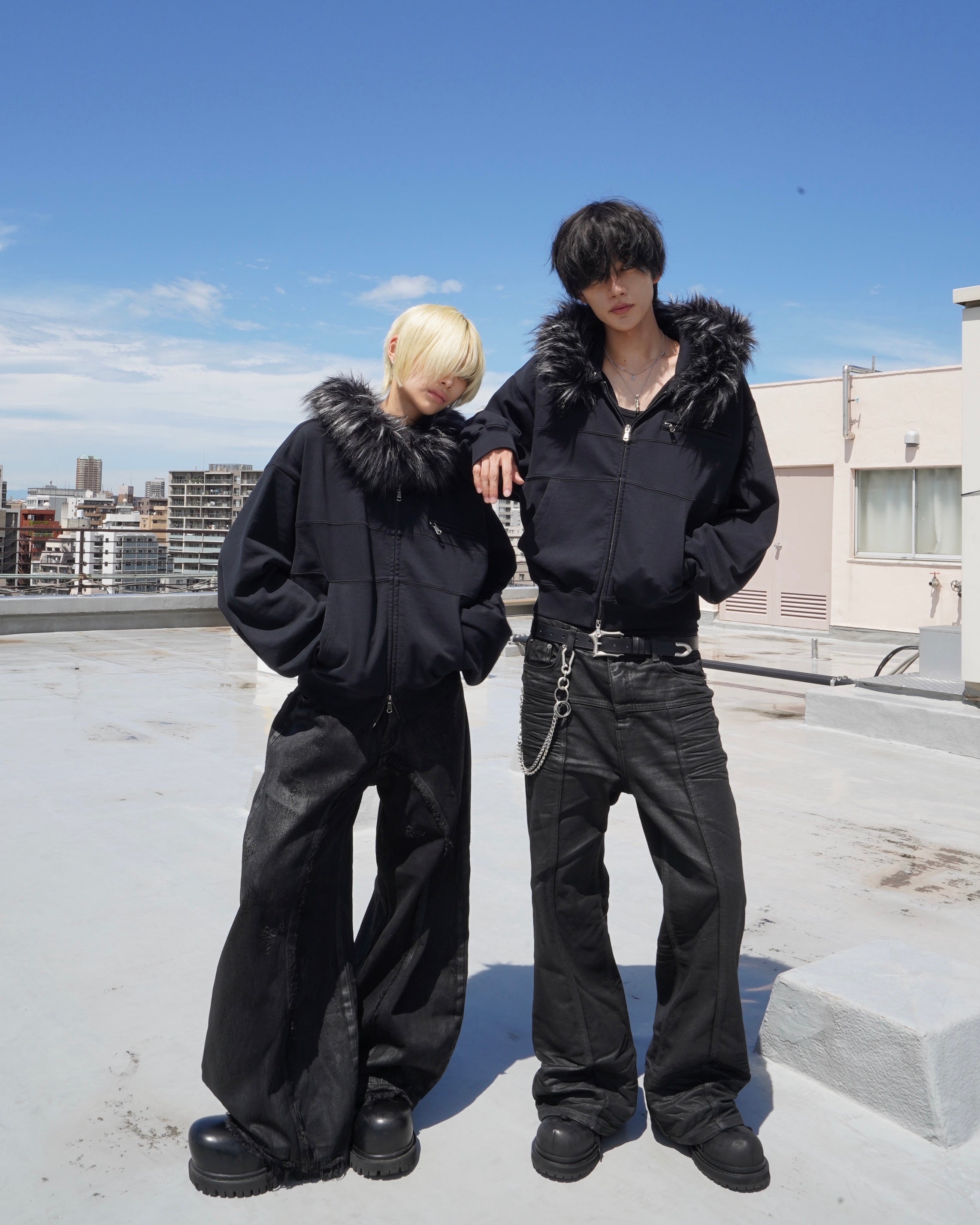 【CHIKASHITSU PLUS HIGH】Volume fur cropped zip hoodie