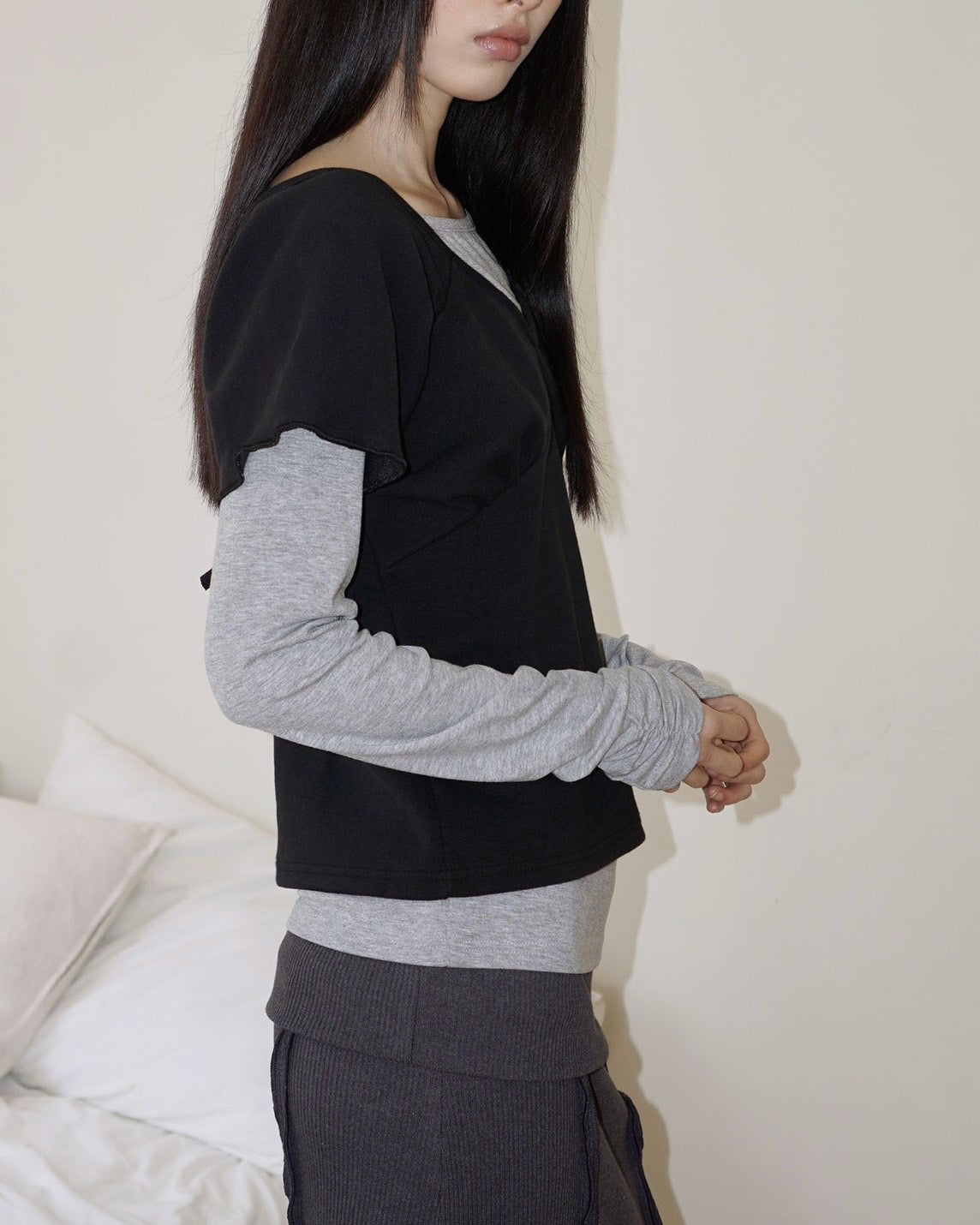 【Uglyshadow】WRAP SHIRRING TOP