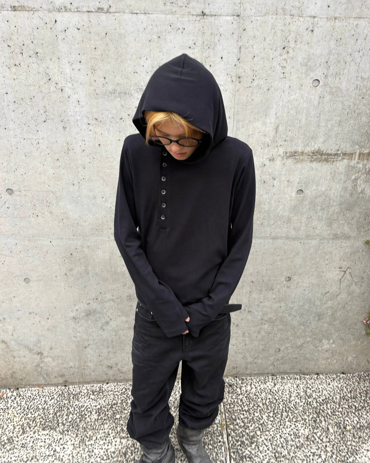 【Lee fi Ne】 Offset Hooded Henley Top