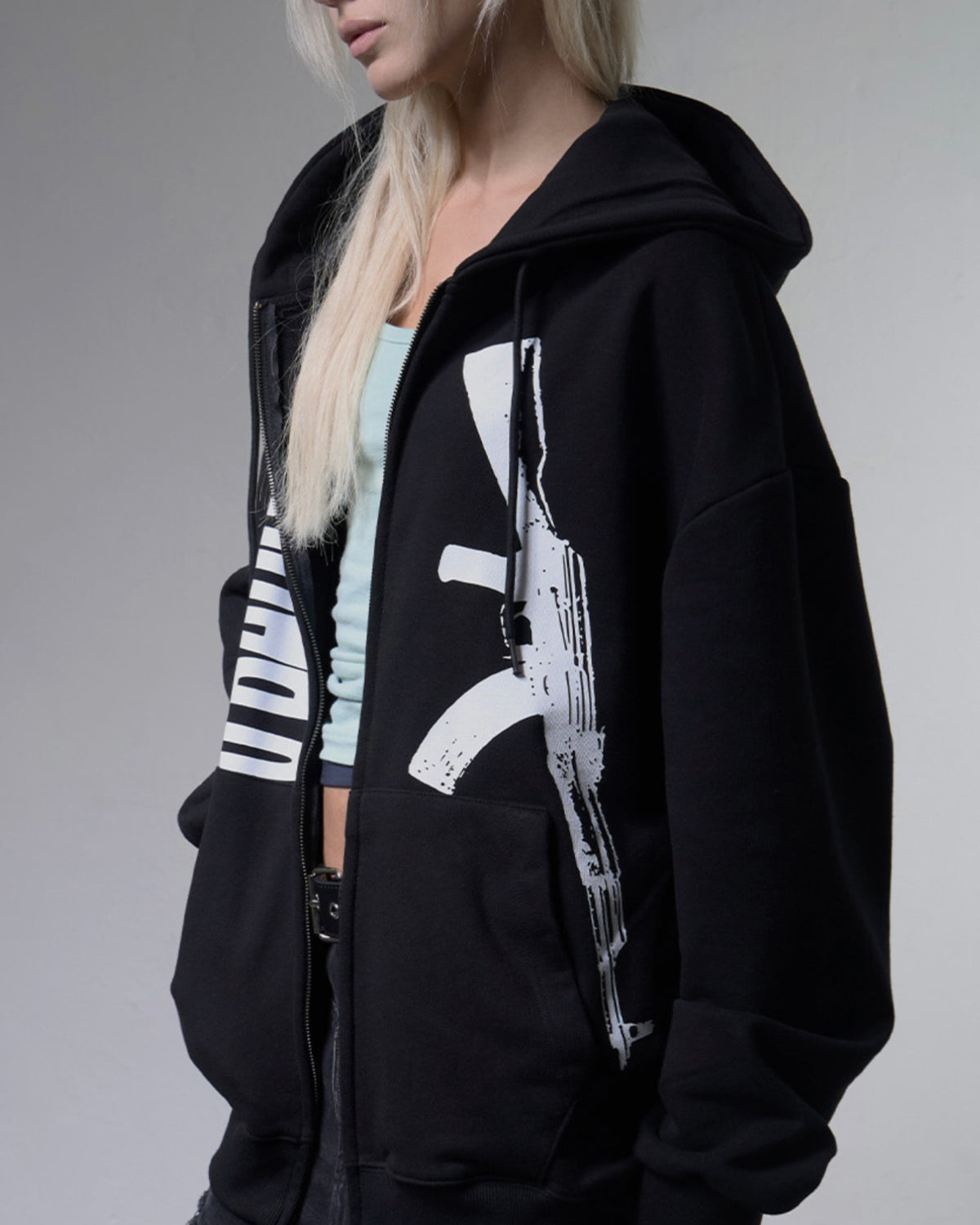 【FANCY CLUB】BADDIE HOODED ZIP-UP