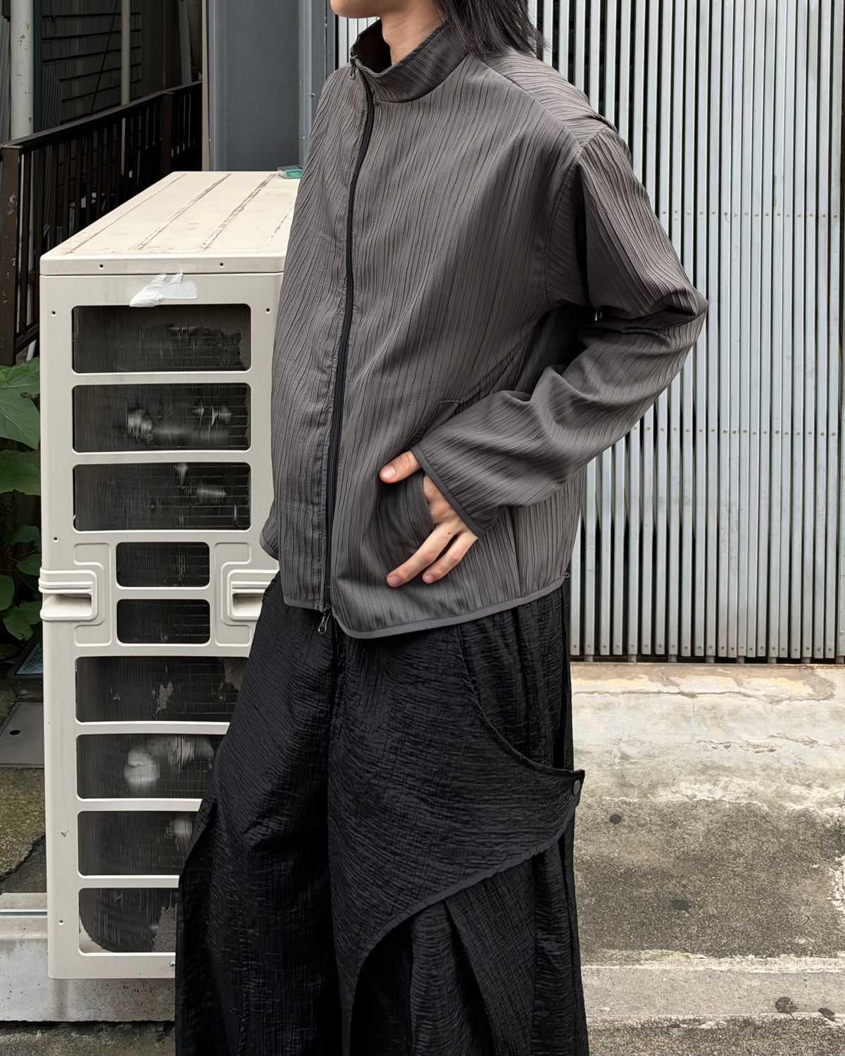 受注制【youll】pleated asymmetry jacket (3color)