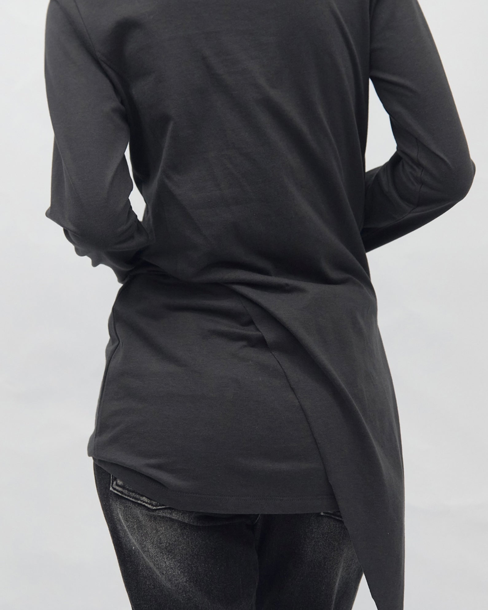 【BLR BLUER】Soft Draping Long Sleeve