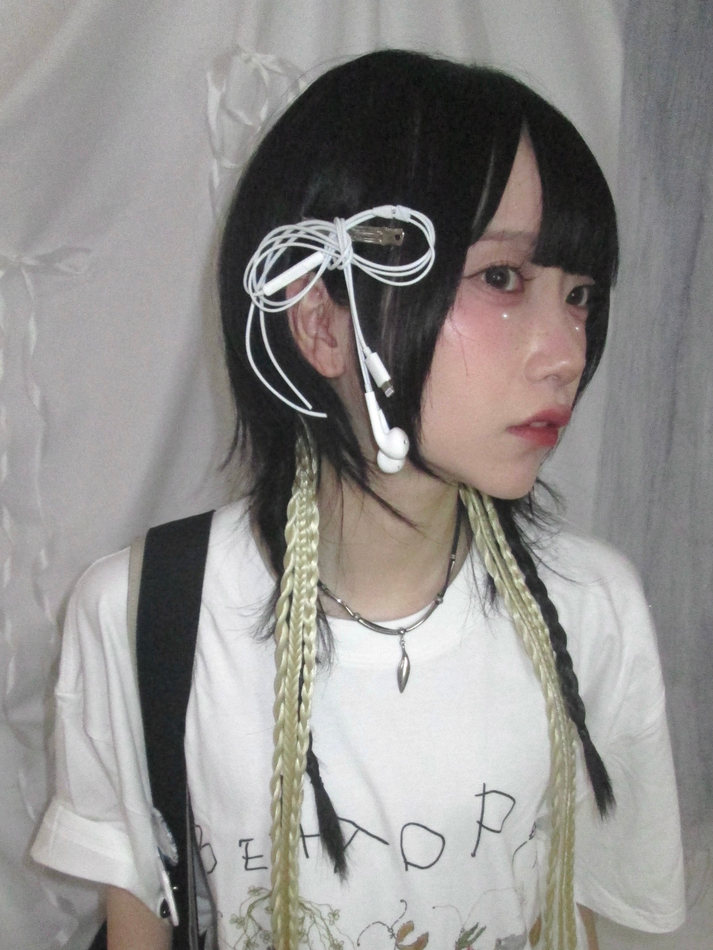 5/29 20:00発売 国際配送【Nerd out XU】lightning earphone pin