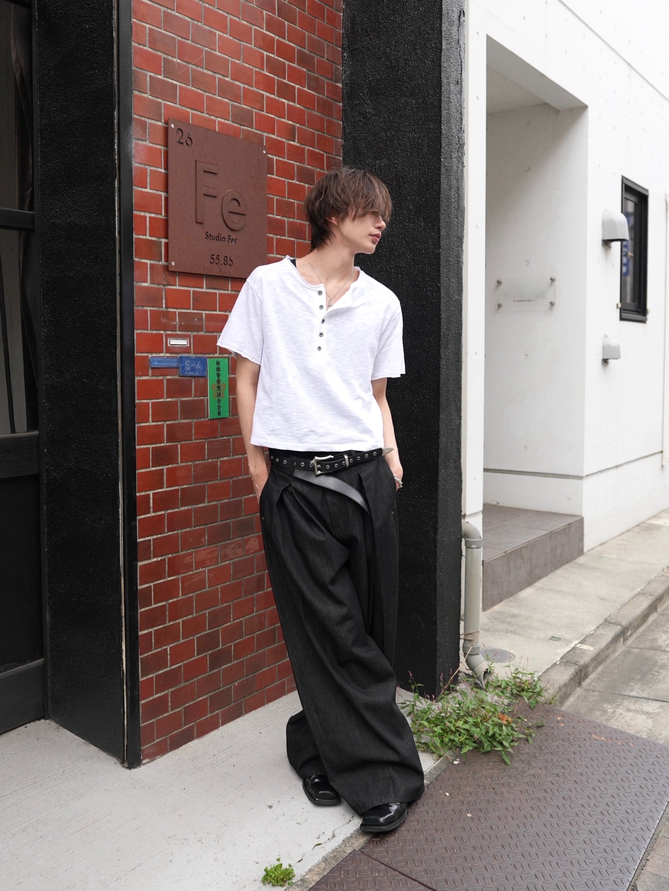 【CHIKASHITSU PLUS HIGH】Steel button short sleeve henley tee (2color)